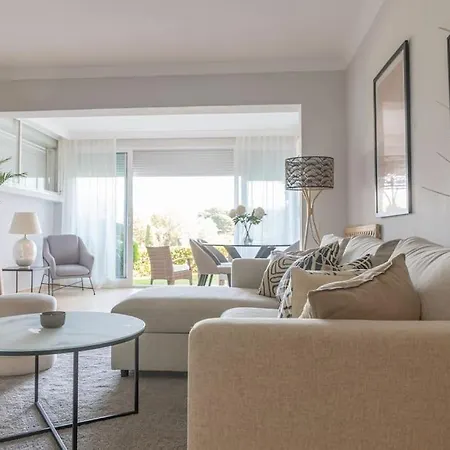 Azahara 1 2b Apartment
