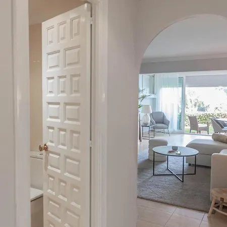 Azahara 1 2b Apartment *